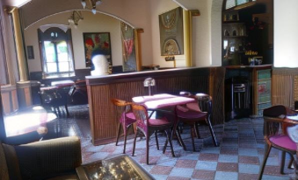 Hostal Corona - Housity