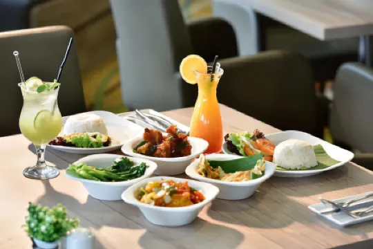 St. Giles Boulevard Отели рядом с достопримечательностью «Национальный музей»