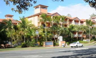 Bella Mare Coolangatta Beachside Apartments