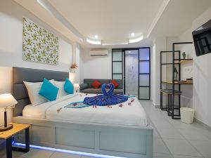 Colorize Boutique Hotel