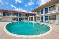 Econo Lodge Sebring Hotels in Sebring