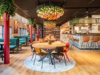 Bunk Hotel Amsterdam Hoteles cerca de Mirador A'DAM Lookout