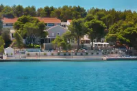 Hotel Milna Osam - Adults Only فنادق في 