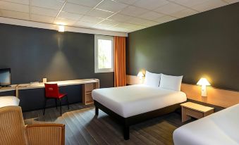 Ibis Lannion