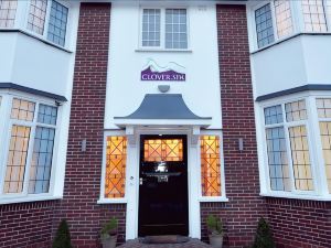 Clover Spa and Hotel