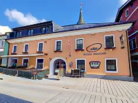 Gasthof - Restaurant Löcker Hotels in Zauchensee