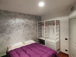 In Rome in a Delightful 3-Person Apartment, Deluxe with Jacuzzi