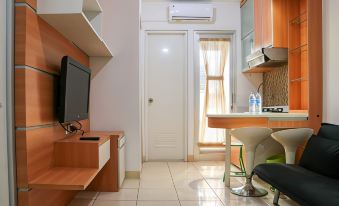 Best Price and Strategic 2Br Green Bay Pluit Apartment