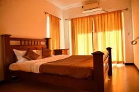 BF Kensington Square Hotels in Solim