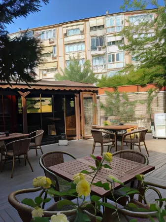 Araz Apart Отели рядом с достопримечательностью «Часовая башня Нусретие»