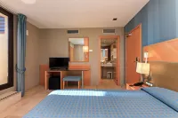 Hotel del Mar Отели в г. Барселона