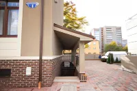 Vanva Apart-Hotel