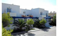 Anna Zisimos Hotels in Adamantas