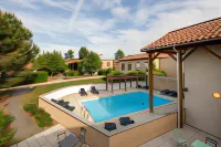 Garden & City Lyon - Marcy - مسبح