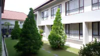 Pepabri Hotel & Resort Hotels near J & J Aircraft Education and Tourism Area