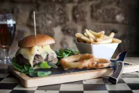The Deddington Arms - parking
