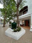Gee Resort