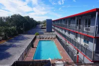 Travelodge by Wyndham Orlando / Heart of International Drive