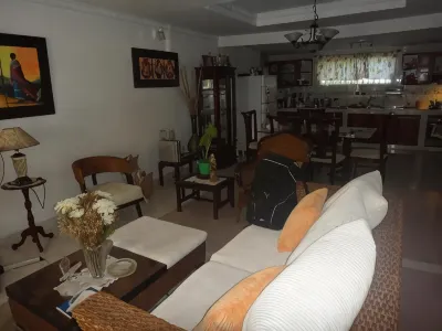 Room in Guest Room - Posada Green Sea Villa Helen Kilometer 4 Bypass