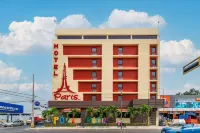 Paris FC Hotel - parkir