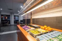 Kyriad Dijon Sud - Longvic Hotels in Saulon-la-Rue