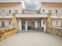 Royalty Suites Seaside Hotels in Sithonia