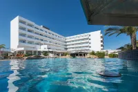 Tasia Maris Beach Hotel - Adults Only - piscina