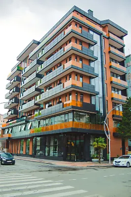 Graphic Hotel Batumi - Barer