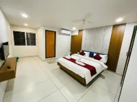 Hotel Coastal Empire