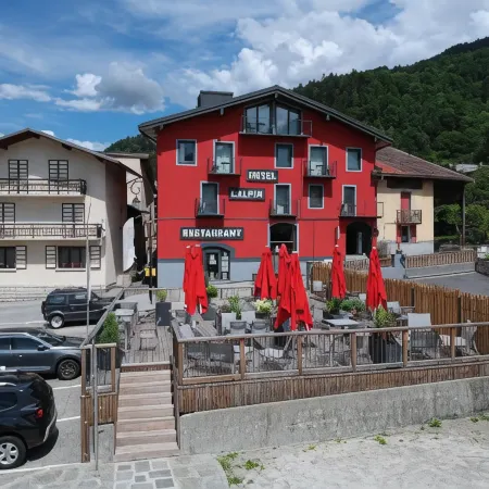 Hotel l'Alpin Отели в г. Ландри