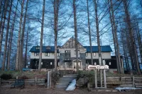 Adagio Hokkaido Các khách sạn gần Parent and Kid Tree