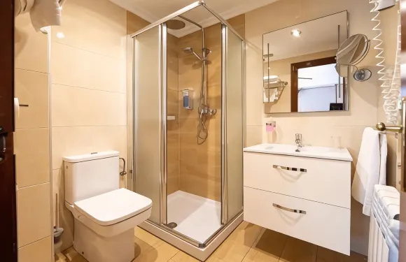 康達普拉亞旅館