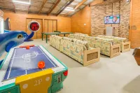 Big4 Moruya Heads Easts Dolphin Beach Holiday Park - parking