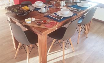 A' Queenslin Guesthouse