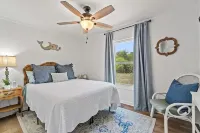 Summer Bliss! 1 Block to White Sand Beaches & 2 Miles to 30A's Best Shops!