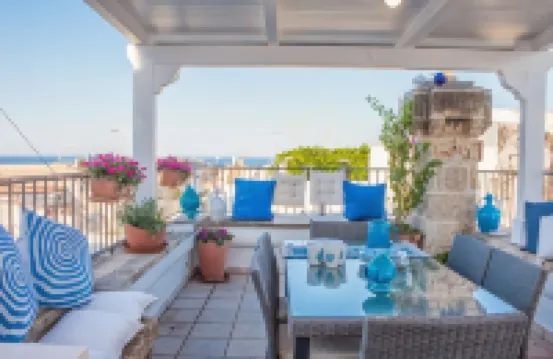 TD Casa Reina in the Historic Center with Terrace