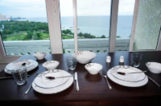 La Mirada Residences