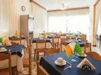 Hotel Ronconi Hotels in Marebello