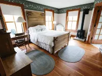 Round Barn Farm B & B Event Center Hotels in Goodhue County