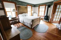 Round Barn Farm B & B Event Center Hotels in Wacouta Township
