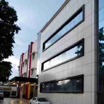 Hotel Shubham Majesty Hotel Exterior