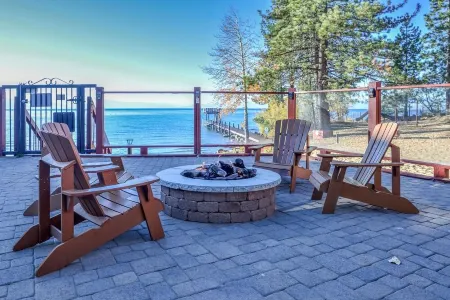 Lake/Beach Front Resort - Pool, Hot Tub, BBQ #13