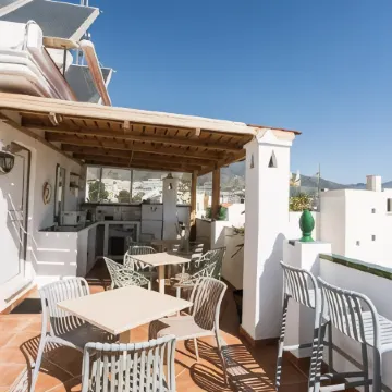 Naim Guest House Nerja