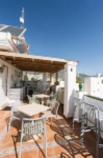 เนอิม เกสต์เฮาส์ เนร์ฆา