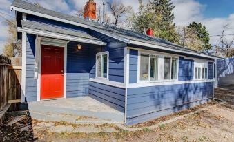 City Center Cottage Netflix, Mtns & Adventure!