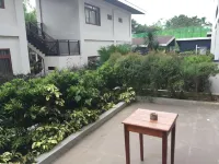 The Funny Lion - Coron Hotels in Coron