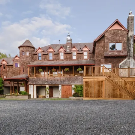 Arch Cape Inn and Retreat Отели рядом с достопримечательностью «Пляж Кэннон-Бич»