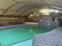 Romans Rest Guest House - Pools