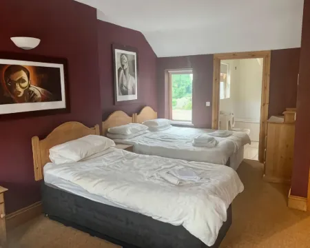 Paul Arthurs Restaurant & Rooms - Kircubbin Hotels in Newtownards