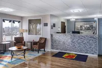 Super 8 by Wyndham Owatonna Hotels in Owatonna